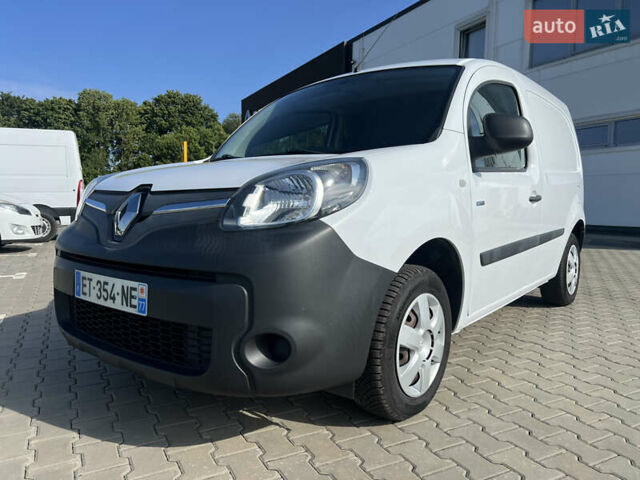 Белый Рено Кенгу, объемом двигателя 0 л и пробегом 18 тыс. км за 9700 $, фото 5 на Automoto.ua