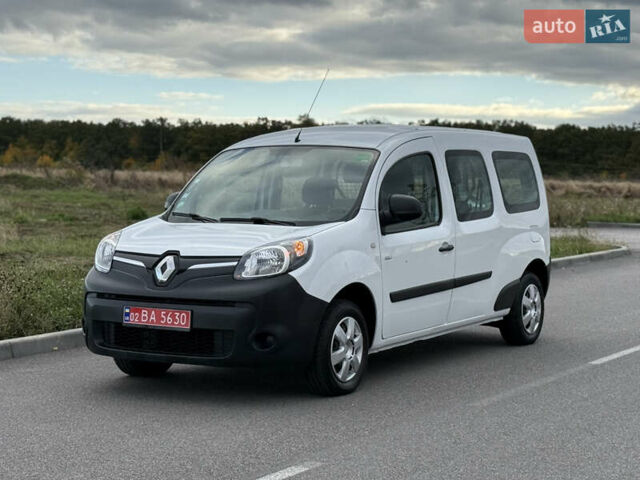 Белый Рено Кенгу, объемом двигателя 0 л и пробегом 11 тыс. км за 14799 $, фото 3 на Automoto.ua