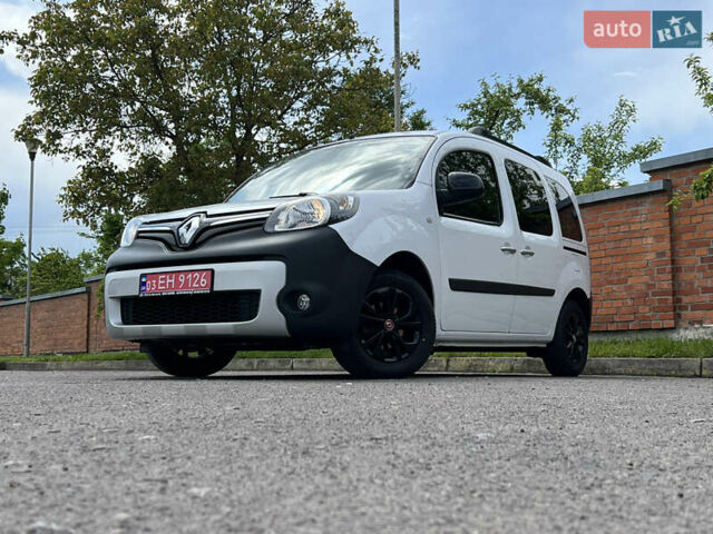Белый Рено Кенгу, объемом двигателя 1.5 л и пробегом 172 тыс. км за 12999 $, фото 13 на Automoto.ua