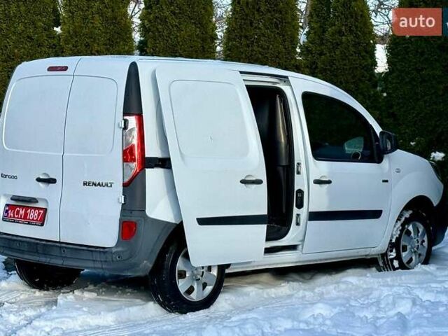 Белый Рено Кенгу, объемом двигателя 0 л и пробегом 75 тыс. км за 9999 $, фото 11 на Automoto.ua