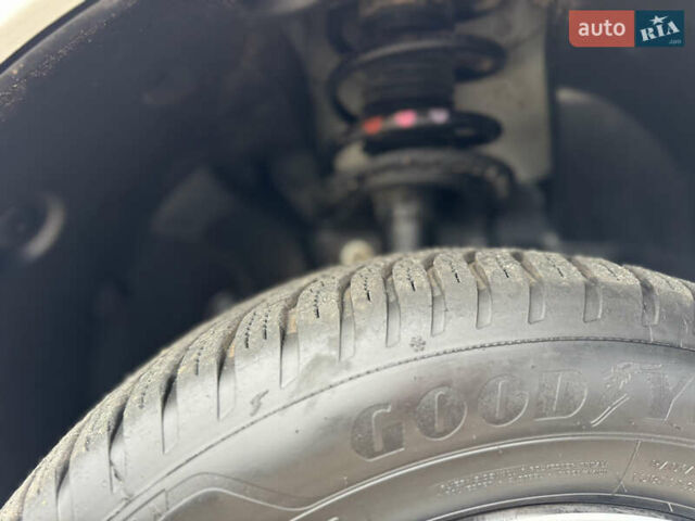 Белый Рено Кенгу, объемом двигателя 1.5 л и пробегом 71 тыс. км за 14700 $, фото 25 на Automoto.ua