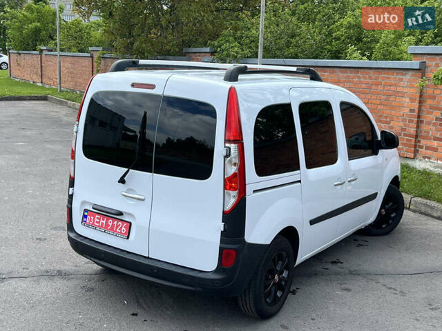 Белый Рено Кенгу, объемом двигателя 1.5 л и пробегом 172 тыс. км за 12999 $, фото 26 на Automoto.ua