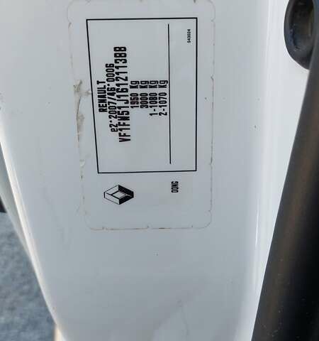 Белый Рено Кенгу, объемом двигателя 1.5 л и пробегом 253 тыс. км за 9400 $, фото 22 на Automoto.ua