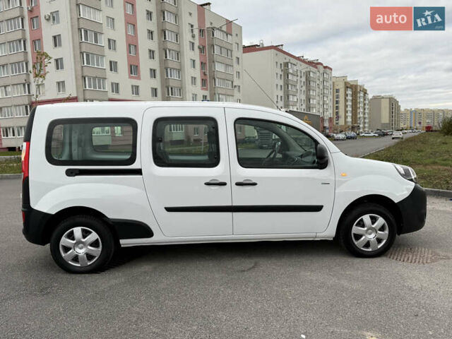 Белый Рено Кенгу, объемом двигателя 0 л и пробегом 11 тыс. км за 14799 $, фото 14 на Automoto.ua