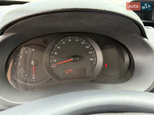 Белый Рено Кенгу, объемом двигателя 1.5 л и пробегом 117 тыс. км за 12999 $, фото 51 на Automoto.ua