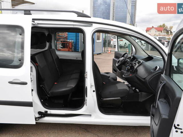 Рено Кенгу 2018 в Киеве на Automoto.ua Белый Рено Кенгу, объемом двигателя 1.5 л и пробегом 157 тыс. км за 15500 $, фото 85 на Automoto.ua