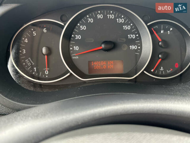 Белый Рено Кенгу, объемом двигателя 1.46 л и пробегом 140 тыс. км за 11799 $, фото 47 на Automoto.ua
