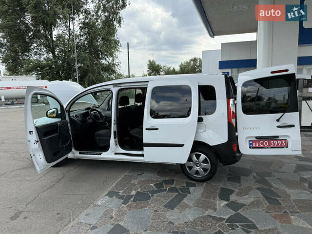 Белый Рено Кенгу, объемом двигателя 1.5 л и пробегом 117 тыс. км за 12999 $, фото 105 на Automoto.ua