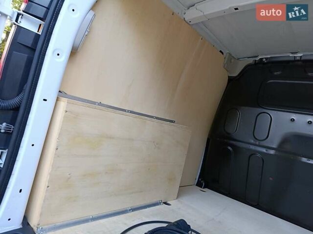 Білий Рено Кєнгу, об'ємом двигуна 0 л та пробігом 15 тис. км за 10200 $, фото 37 на Automoto.ua