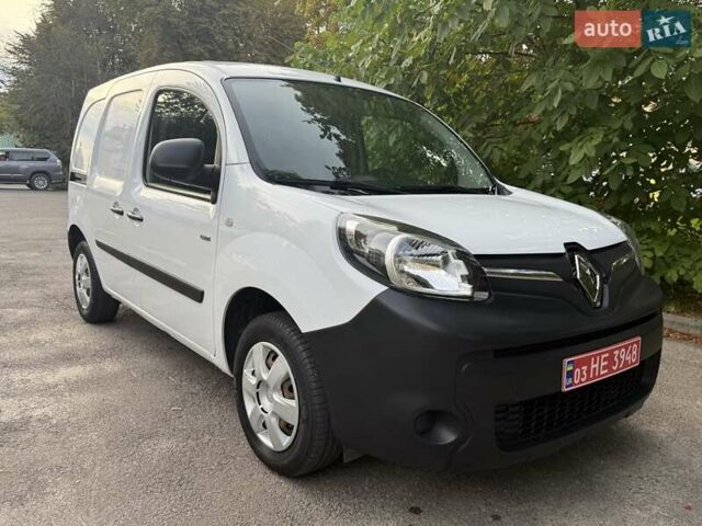 Білий Рено Кєнгу, об'ємом двигуна 0 л та пробігом 23 тис. км за 9900 $, фото 3 на Automoto.ua