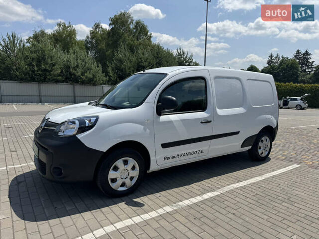 Белый Рено Кенгу, объемом двигателя 0 л и пробегом 13 тыс. км за 12300 $, фото 4 на Automoto.ua