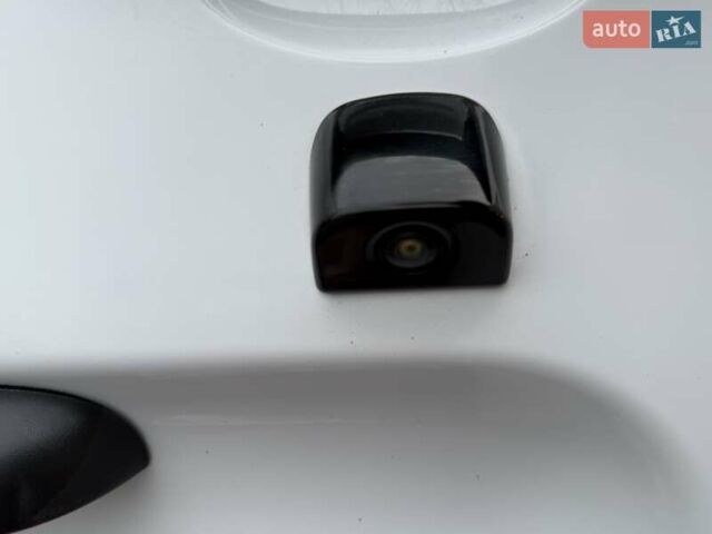 Белый Рено Кенгу, объемом двигателя 0 л и пробегом 61 тыс. км за 11900 $, фото 12 на Automoto.ua