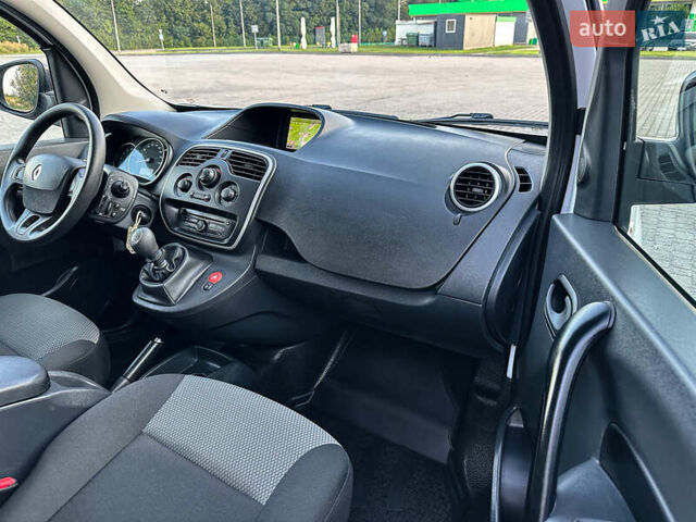 Білий Рено Кєнгу, об'ємом двигуна 0 л та пробігом 144 тис. км за 13450 $, фото 62 на Automoto.ua