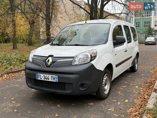 Білий Рено Кєнгу, об'ємом двигуна 0 л та пробігом 32 тис. км за 14900 $, фото 5 на Automoto.ua