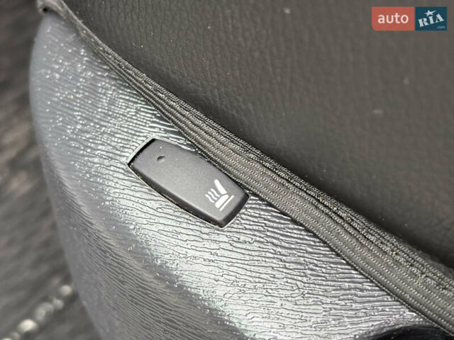 Белый Рено Кенгу, объемом двигателя 1.5 л и пробегом 140 тыс. км за 10900 $, фото 9 на Automoto.ua