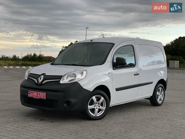 Білий Рено Кєнгу, об'ємом двигуна 1.5 л та пробігом 221 тис. км за 9700 $, фото 5 на Automoto.ua