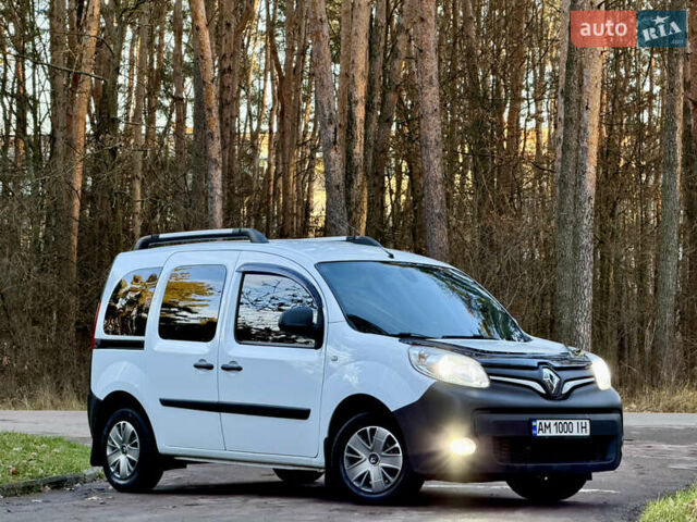 Белый Рено Кенгу, объемом двигателя 1.5 л и пробегом 201 тыс. км за 13700 $, фото 3 на Automoto.ua