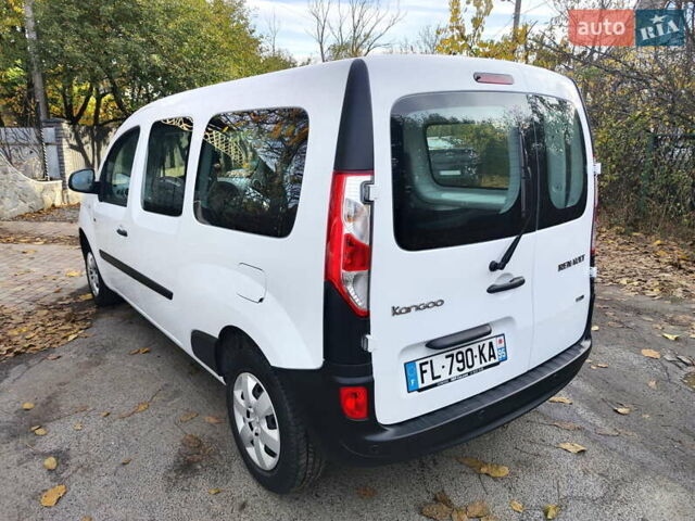 Белый Рено Кенгу, объемом двигателя 0 л и пробегом 16 тыс. км за 14700 $, фото 4 на Automoto.ua