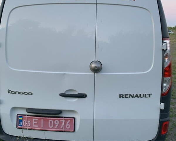 Белый Рено Кенгу, объемом двигателя 0 л и пробегом 21 тыс. км за 10700 $, фото 3 на Automoto.ua