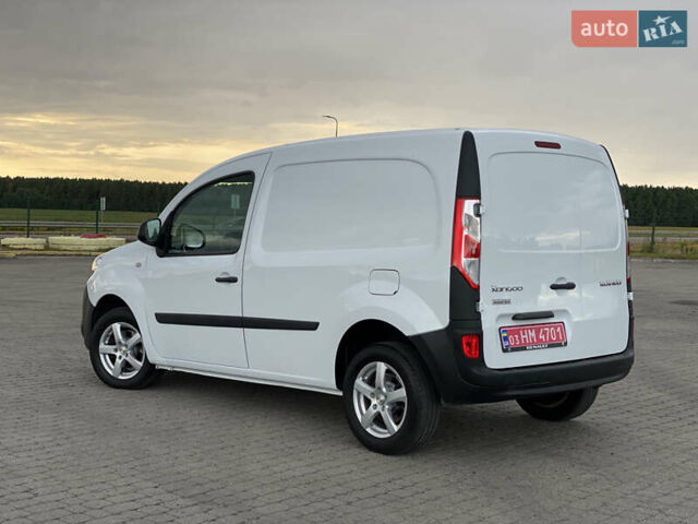 Білий Рено Кєнгу, об'ємом двигуна 1.5 л та пробігом 221 тис. км за 9700 $, фото 4 на Automoto.ua