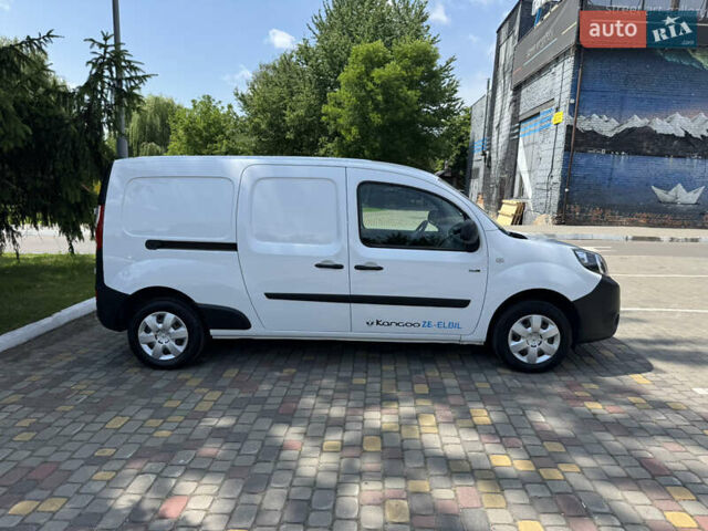 Белый Рено Кенгу, объемом двигателя 0 л и пробегом 13 тыс. км за 12300 $, фото 2 на Automoto.ua