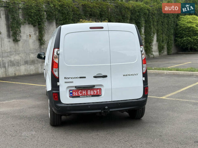 Белый Рено Кенгу, объемом двигателя 1.5 л и пробегом 210 тыс. км за 12300 $, фото 13 на Automoto.ua