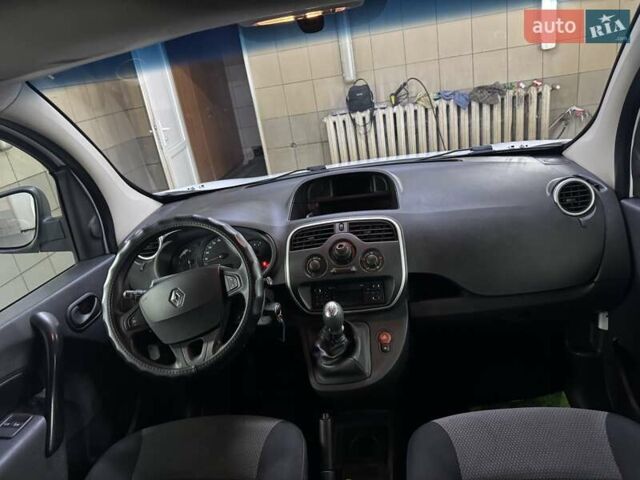 Рено Кенгу 2019 в Умани на Automoto.ua Белый Рено Кенгу, объемом двигателя 1.5 л и пробегом 264 тыс. км за 14500 $, фото 11 на Automoto.ua