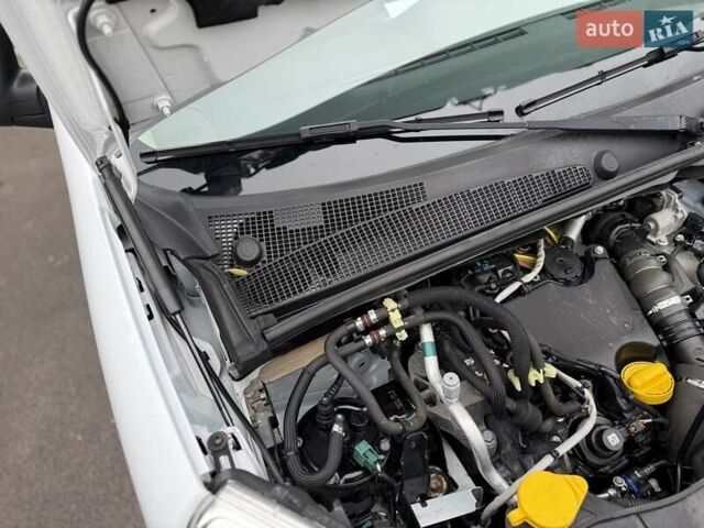 Рено Кенгу 2019 в Луцке на Automoto.ua Белый Рено Кенгу, объемом двигателя 1.5 л и пробегом 203 тыс. км за 12900 $, фото 30 на Automoto.ua