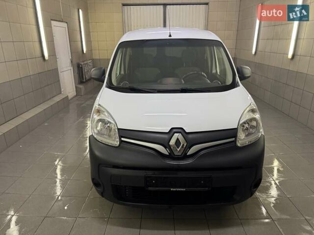 Рено Кенгу 2019 в Умани на Automoto.ua Белый Рено Кенгу, объемом двигателя 1.5 л и пробегом 264 тыс. км за 14500 $, фото 1 на Automoto.ua