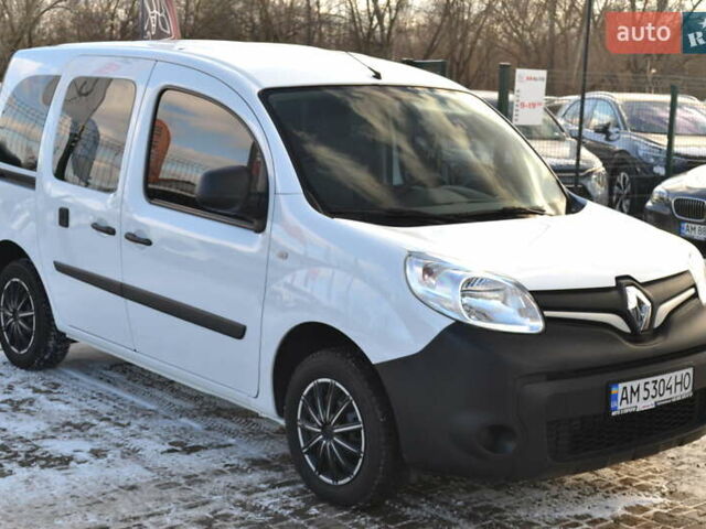 Белый Рено Кенгу, объемом двигателя 1.5 л и пробегом 233 тыс. км за 11999 $, фото 6 на Automoto.ua