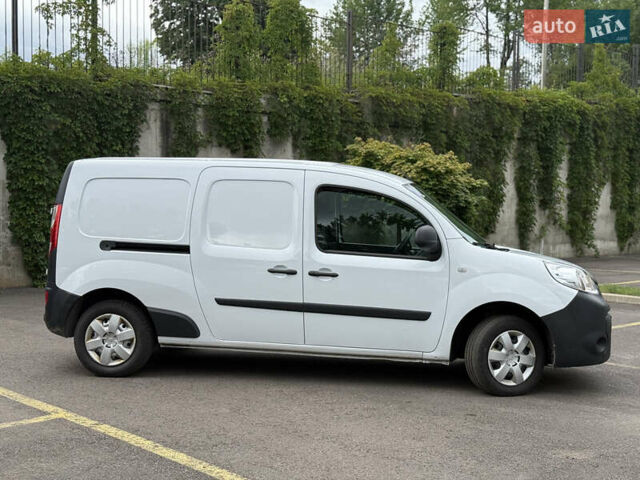 Белый Рено Кенгу, объемом двигателя 1.5 л и пробегом 210 тыс. км за 12300 $, фото 11 на Automoto.ua