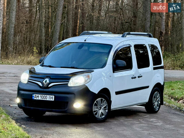 Белый Рено Кенгу, объемом двигателя 1.5 л и пробегом 201 тыс. км за 13700 $, фото 2 на Automoto.ua