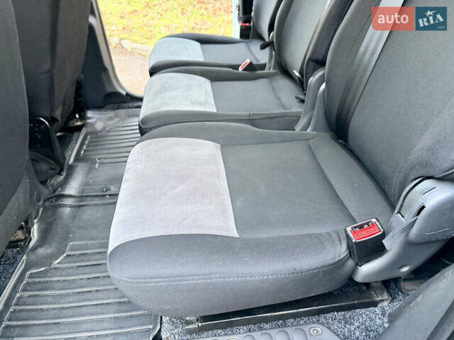 Белый Рено Кенгу, объемом двигателя 1.5 л и пробегом 201 тыс. км за 13700 $, фото 25 на Automoto.ua