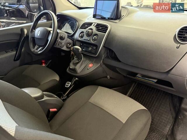 Білий Рено Кєнгу, об'ємом двигуна 0 л та пробігом 14 тис. км за 15000 $, фото 8 на Automoto.ua