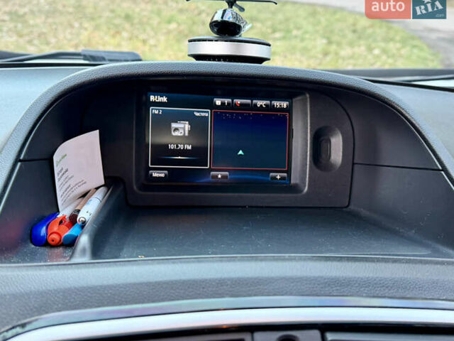 Белый Рено Кенгу, объемом двигателя 1.5 л и пробегом 201 тыс. км за 13700 $, фото 19 на Automoto.ua