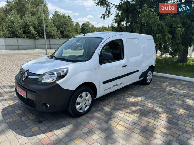 Белый Рено Кенгу, объемом двигателя 0 л и пробегом 13 тыс. км за 12300 $, фото 3 на Automoto.ua