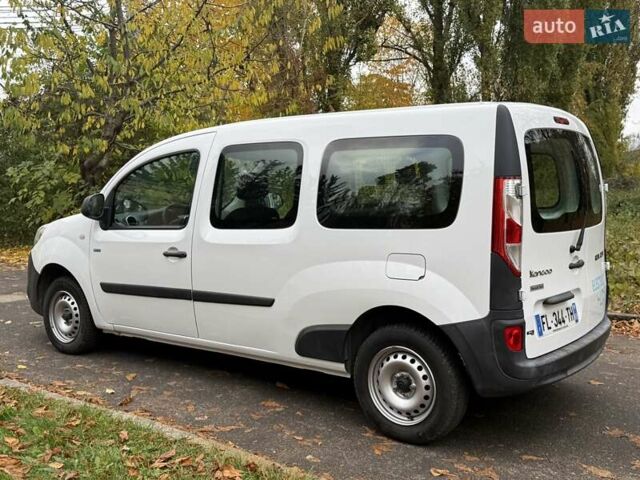 Білий Рено Кєнгу, об'ємом двигуна 0 л та пробігом 32 тис. км за 14900 $, фото 9 на Automoto.ua