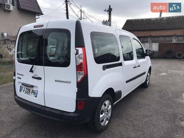 Белый Рено Кенгу, объемом двигателя 0 л и пробегом 135 тыс. км за 11855 $, фото 3 на Automoto.ua