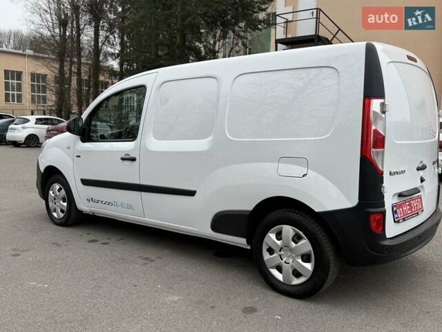 Белый Рено Кенгу, объемом двигателя 0 л и пробегом 61 тыс. км за 11900 $, фото 9 на Automoto.ua