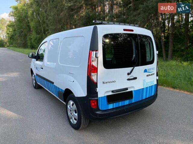 Белый Рено Кенгу, объемом двигателя 0 л и пробегом 19 тыс. км за 12200 $, фото 6 на Automoto.ua