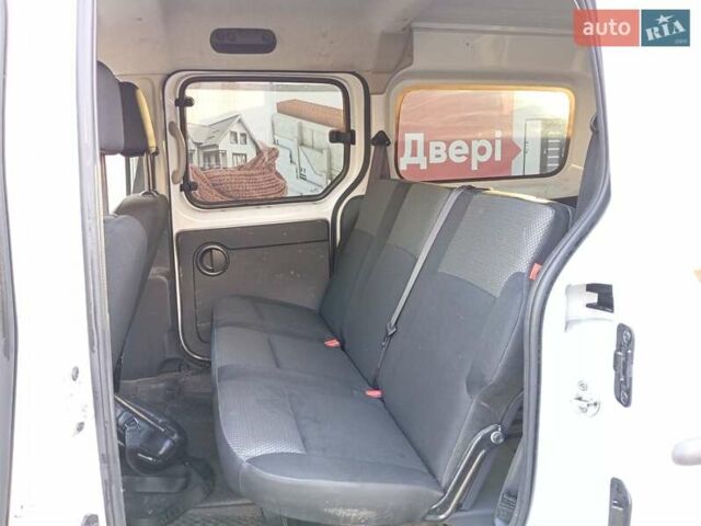 Білий Рено Кєнгу, об'ємом двигуна 0 л та пробігом 190 тис. км за 12700 $, фото 12 на Automoto.ua