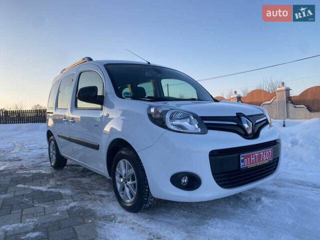 Белый Рено Кенгу, объемом двигателя 1.5 л и пробегом 126 тыс. км за 13950 $, фото 80 на Automoto.ua