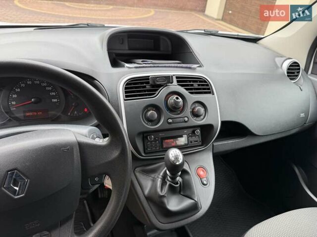 Рено Кенгу 2019 в Луцке на Automoto.ua Белый Рено Кенгу, объемом двигателя 1.5 л и пробегом 203 тыс. км за 12900 $, фото 11 на Automoto.ua