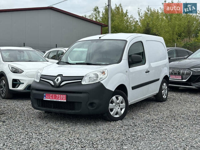 Белый Рено Кенгу, объемом двигателя 1.5 л и пробегом 140 тыс. км за 10900 $, фото 4 на Automoto.ua