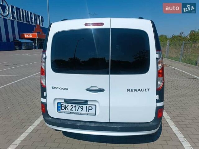 Білий Рено Кєнгу, об'ємом двигуна 1.5 л та пробігом 48 тис. км за 11499 $, фото 15 на Automoto.ua
