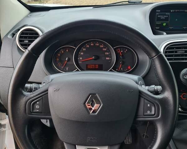 Білий Рено Кєнгу, об'ємом двигуна 1.5 л та пробігом 173 тис. км за 15000 $, фото 18 на Automoto.ua