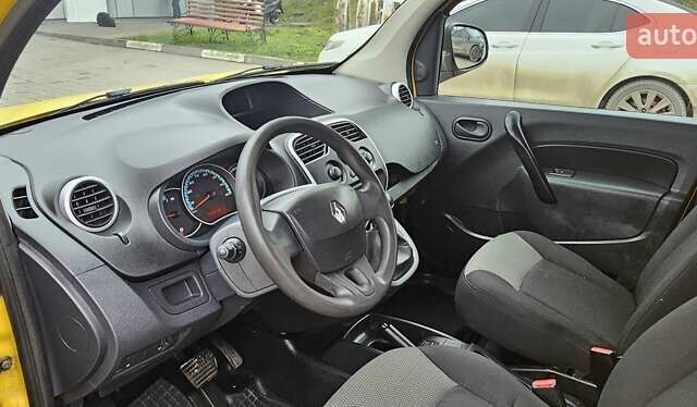 Білий Рено Кєнгу, об'ємом двигуна 0 л та пробігом 53 тис. км за 11100 $, фото 45 на Automoto.ua