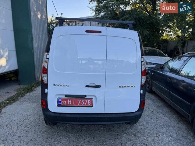 Белый Рено Кенгу, объемом двигателя 1.5 л и пробегом 182 тыс. км за 11799 $, фото 9 на Automoto.ua
