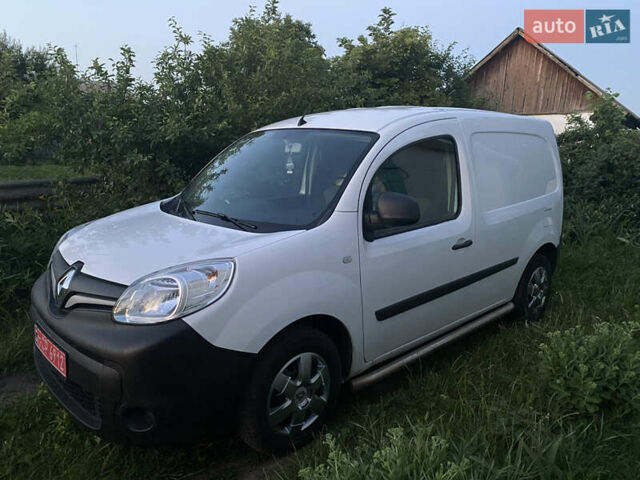 Белый Рено Кенгу, объемом двигателя 1.5 л и пробегом 276 тыс. км за 9200 $, фото 3 на Automoto.ua