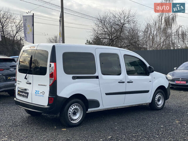 Белый Рено Кенгу, объемом двигателя 0 л и пробегом 8 тыс. км за 15500 $, фото 6 на Automoto.ua